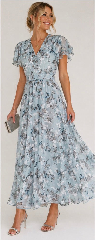 Amara | Flowing Floral Maxi Dress