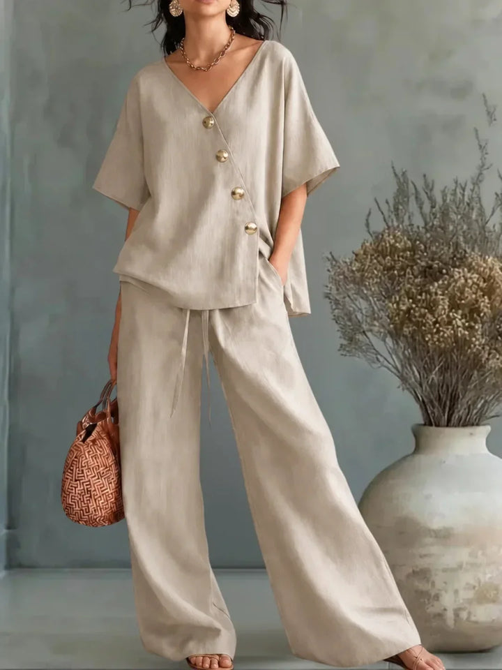 Celia Set with V-Neck and Buttons