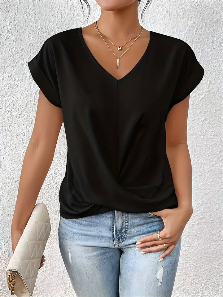 Sarah - Relaxed V-Neck Twist Top
