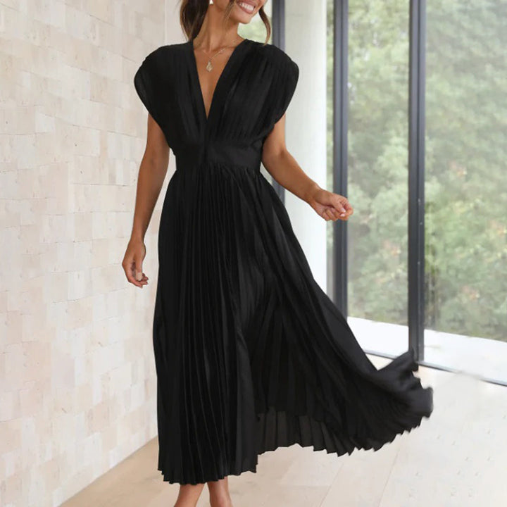Annabelle | Timeless Pleated Midi Dress