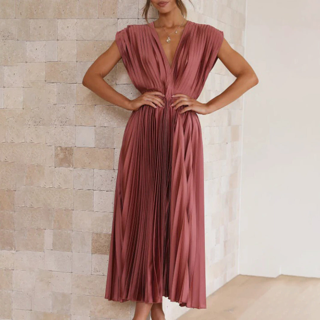 Annabelle | Timeless Pleated Midi Dress