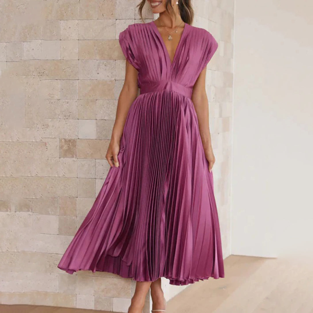 Annabelle | Timeless Pleated Midi Dress