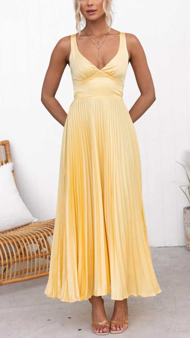 Aveline | Pleated V-Neck Maxi Dress