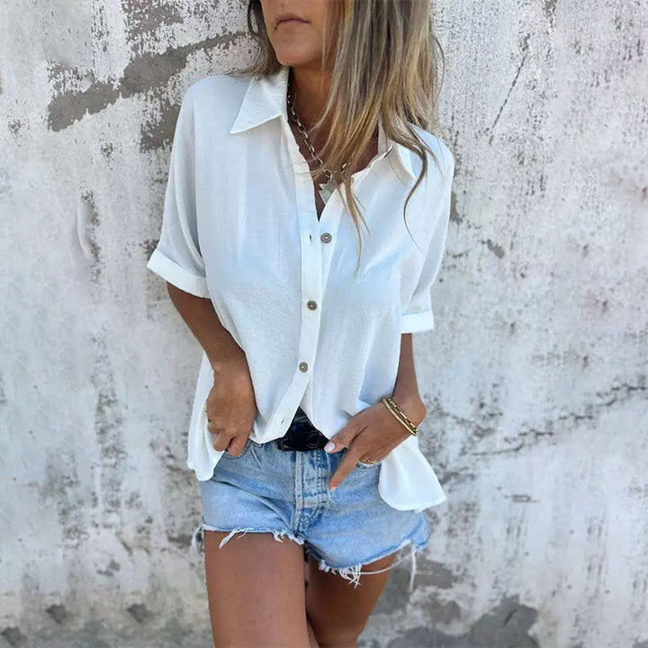 Lily - Effortless Short-Sleeve Button-Up Shirt
